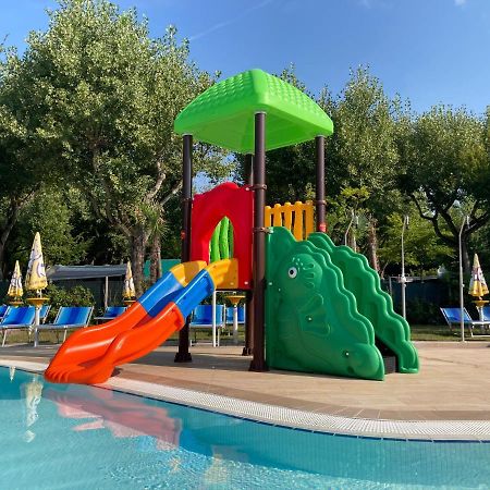 Camping Parco Capraro Lido di Jesolo Bagian luar foto